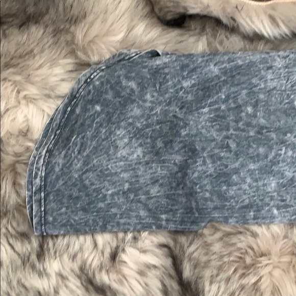 Grey wash skull cut out back T-shirt - Picture 5 of 6